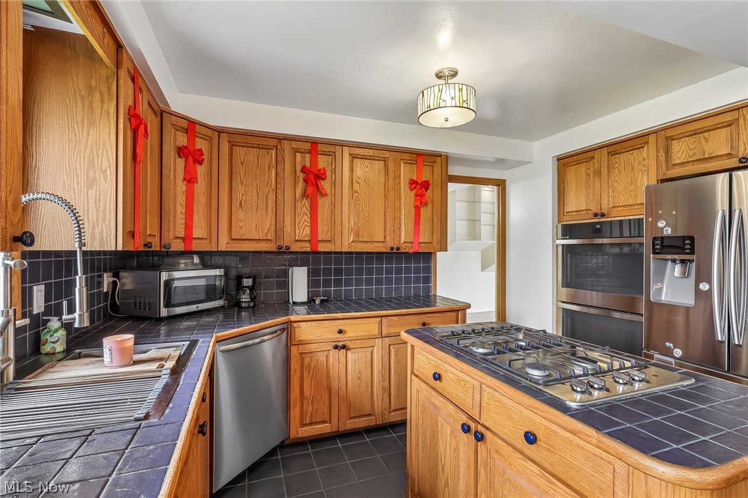 Berkeley Plaza Estates 03 - Residential