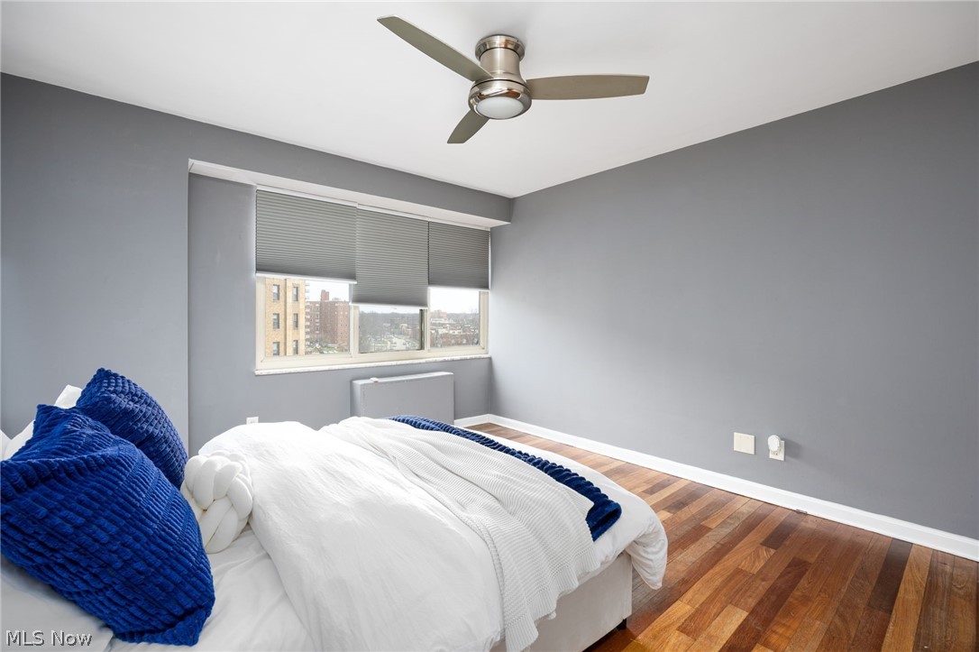 Marine Towers East Condo - Residential