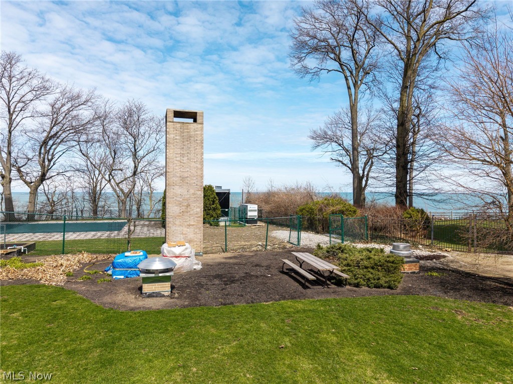 Marine Towers East Condo - Residential