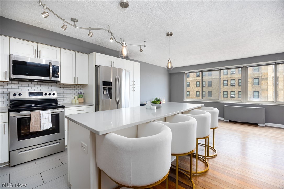 Marine Towers East Condo - Residential