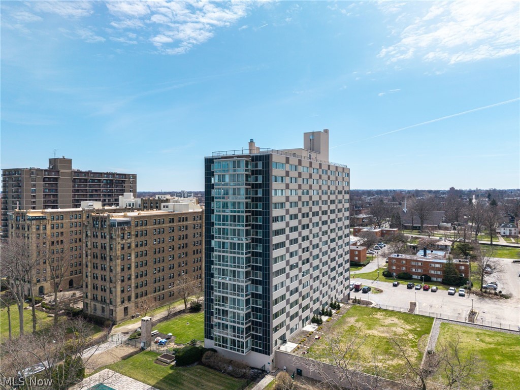 Marine Towers East Condo - Residential