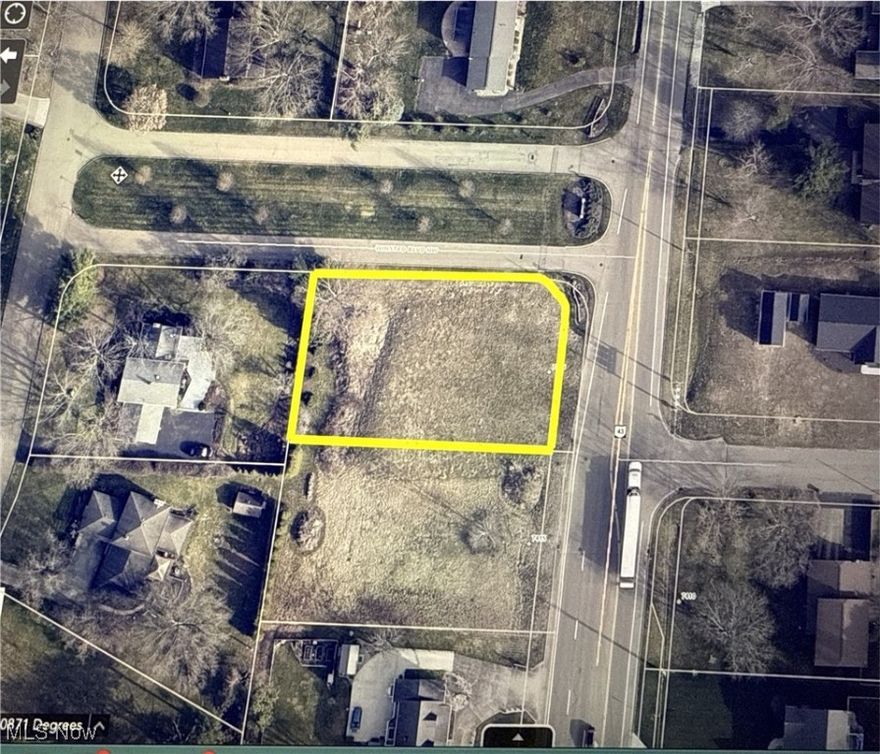 Desirable .43 acre corner lot in Pembroke Allotment.  Frontage on Market Avenue and Winsted Boulevard.  Adjacent lot Parcel 10000344 available for sale under separate listing. Association fee approximate, lot dimensions are approximate, public water and sewer hookups at the road.