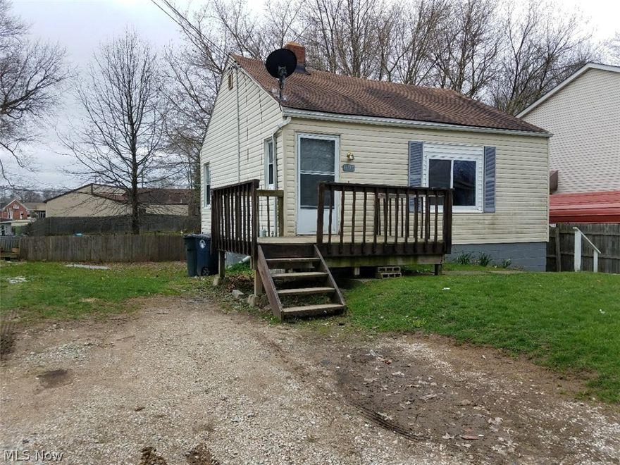 Ranch with walk out basement.  Spacious rooms with hardwood flooring.  Kitchen provides ample cabinetry. Schedule your showing Today and submit your offer.