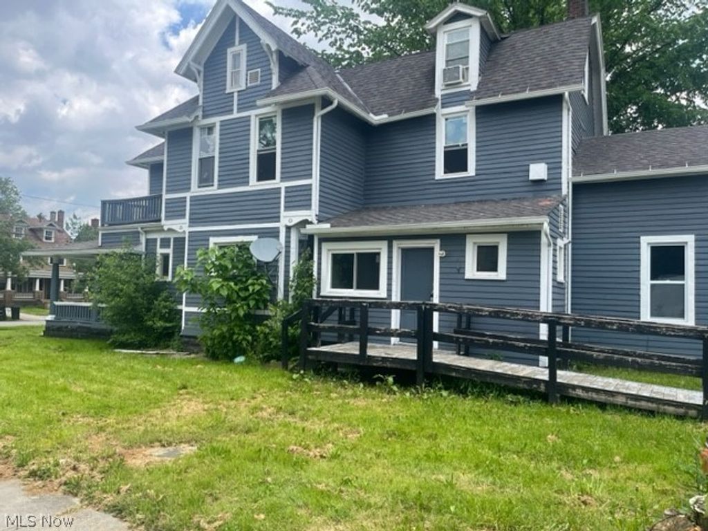 Photo of 3717 Archwood Avenue, Cleveland, OH 44109 (MLS # 5214157)