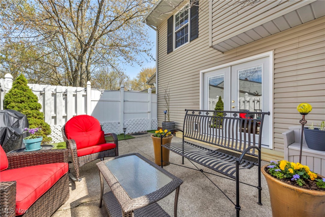 8116 Independence Drive, Mentor, Ohio image 32