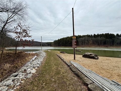 Tiny photo for 3201 Parkland Drive SW, Carrollton, OH 44615 (MLS # 5190314)