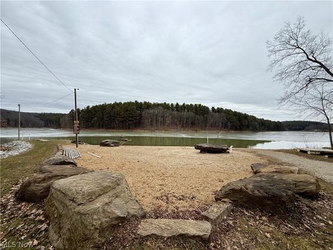 Tiny photo for 3201 Parkland Drive SW, Carrollton, OH 44615 (MLS # 5190314)