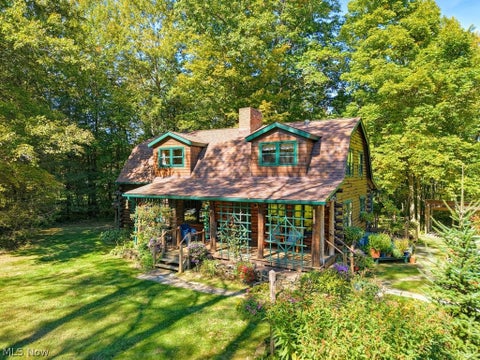 Photo of 16210 Snow Rd RD, Burton, OH 44021 (MLS # 5246855)
