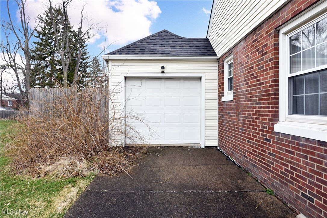3168 Wildwood Circle, Massillon, Ohio image 5
