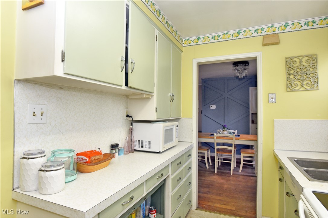 3168 Wildwood Circle, Massillon, Ohio image 18