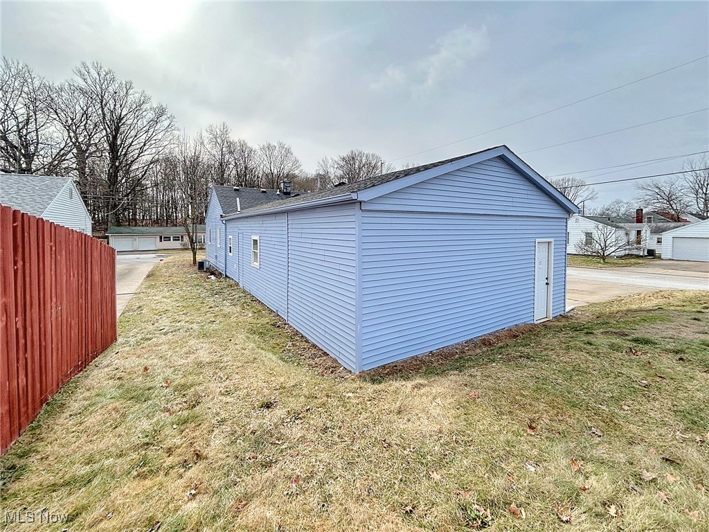 403 10th Street, North Canton, Ohio image 36