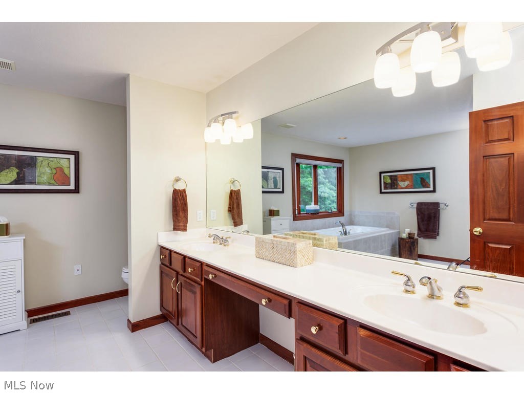 Cobblestones Copley - Residential