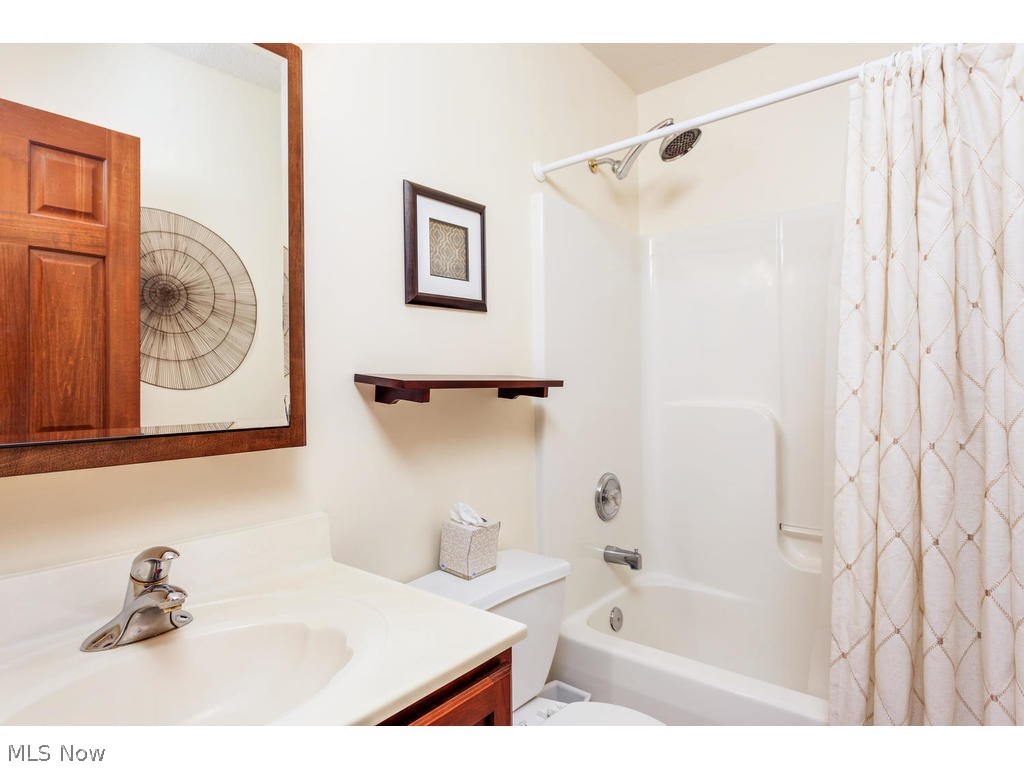 Cobblestones Copley - Residential