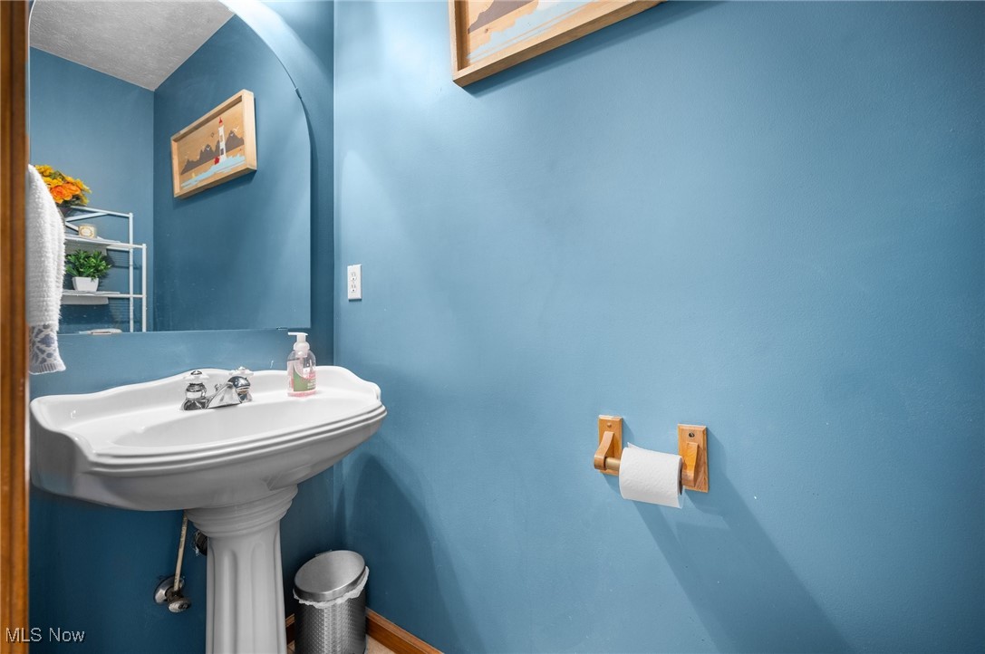 5321 Grand Canyon Drive, Medina, Ohio image 12