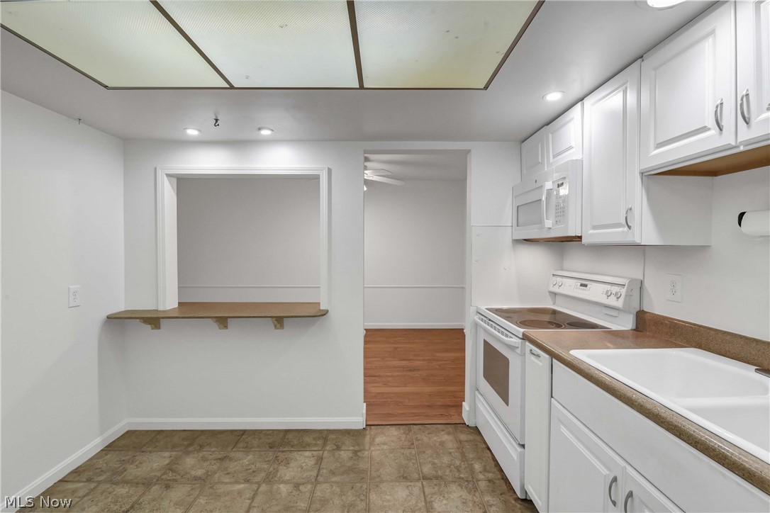 Riviera West Condo - Residential