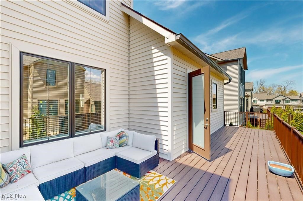 Edgewood Trace Twnhs Sub - Residential