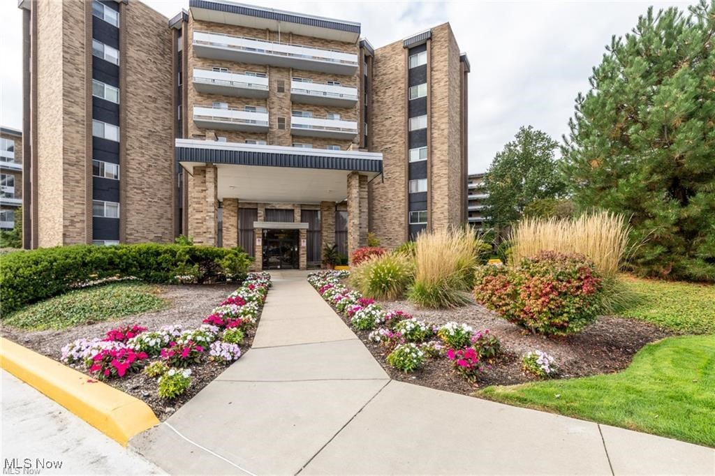 Enjoy the convenience of condo living in this rare two story unit on the sixth floor of Acacia on the Green. Open first floor floor plan with modern finishes and plank flooring throughout. Fireplace and glass door access to private balcony. Lofted master suite on the second floor at the top of the spiral staircase. Tons of closet space with built in cabinets and shelves. En-suite full bathroom upstairs. Acacia on the Green offers extensive amenities, including underground enclosed parking garage with spots available for $50/month, swimming pool, tennis courts, fitness and recreation room, gated entrance with on site 24/7 security. No seller financing. No wholesalers. Offers with assignment clauses will be rejected. See virtual tours and supplements or email broker for a video walk through of the property and a recent inspection report.