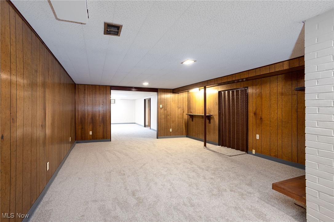 2659 Laforce Drive, Akron, Ohio image 27