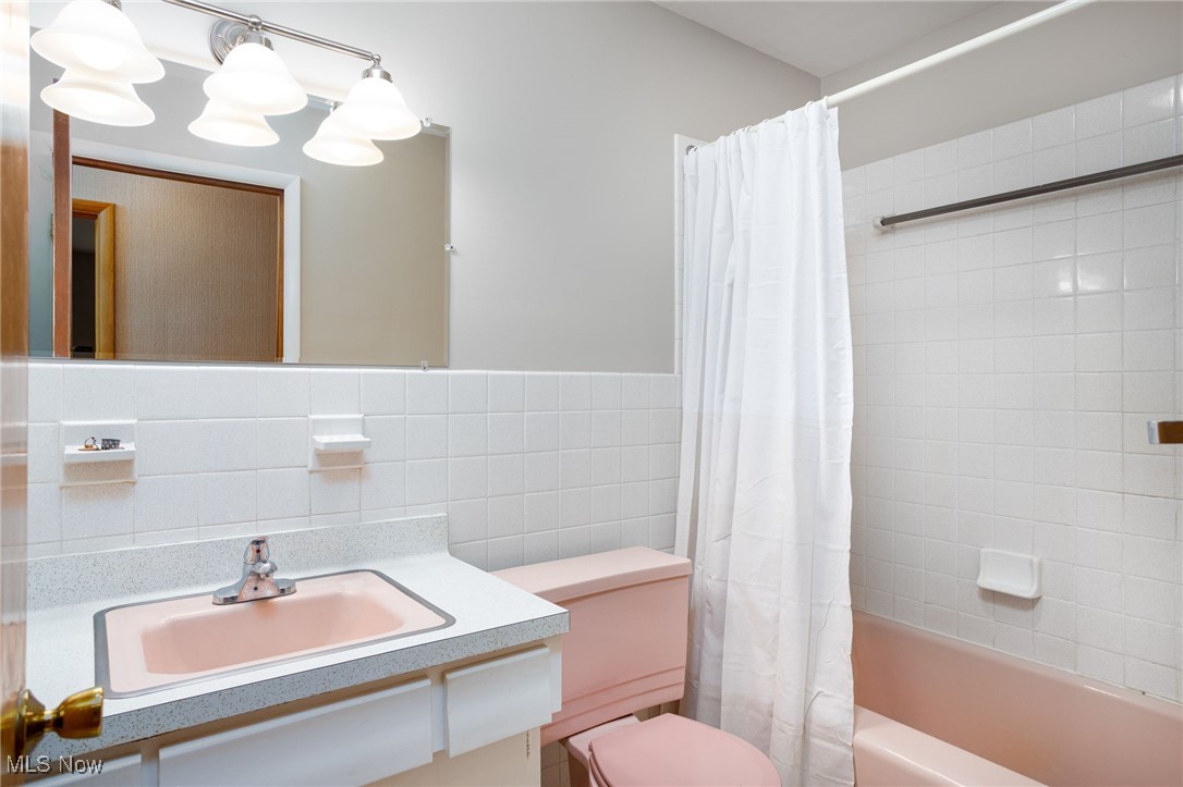 2659 Laforce Drive, Akron, Ohio image 26