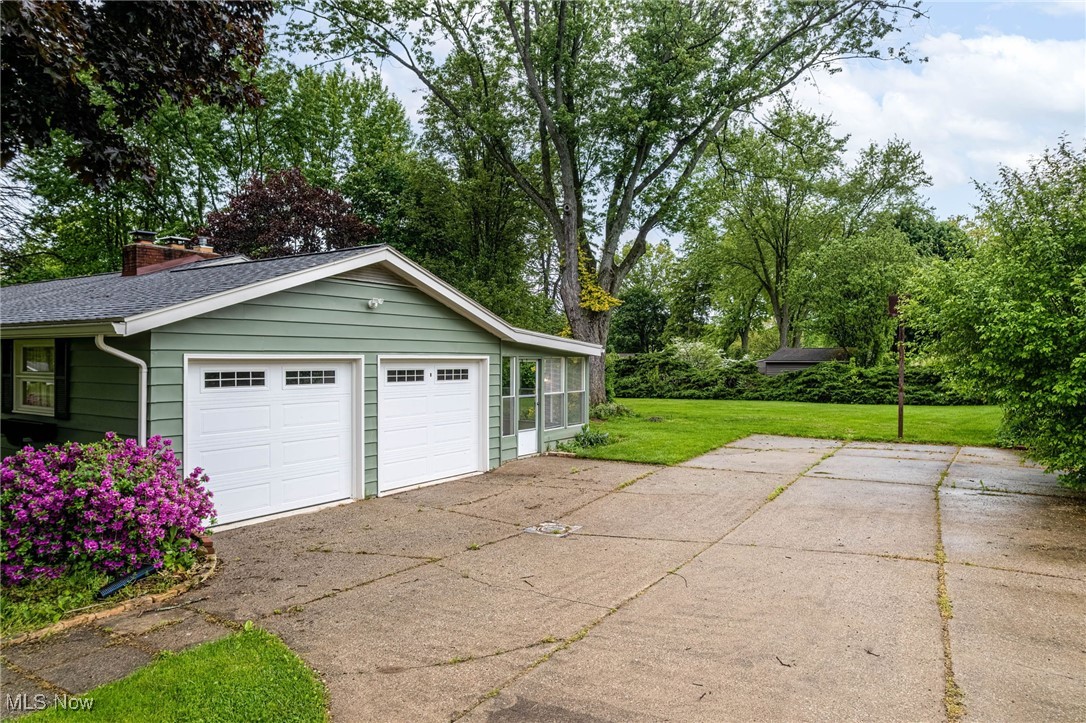 2659 Laforce Drive, Akron, Ohio image 4