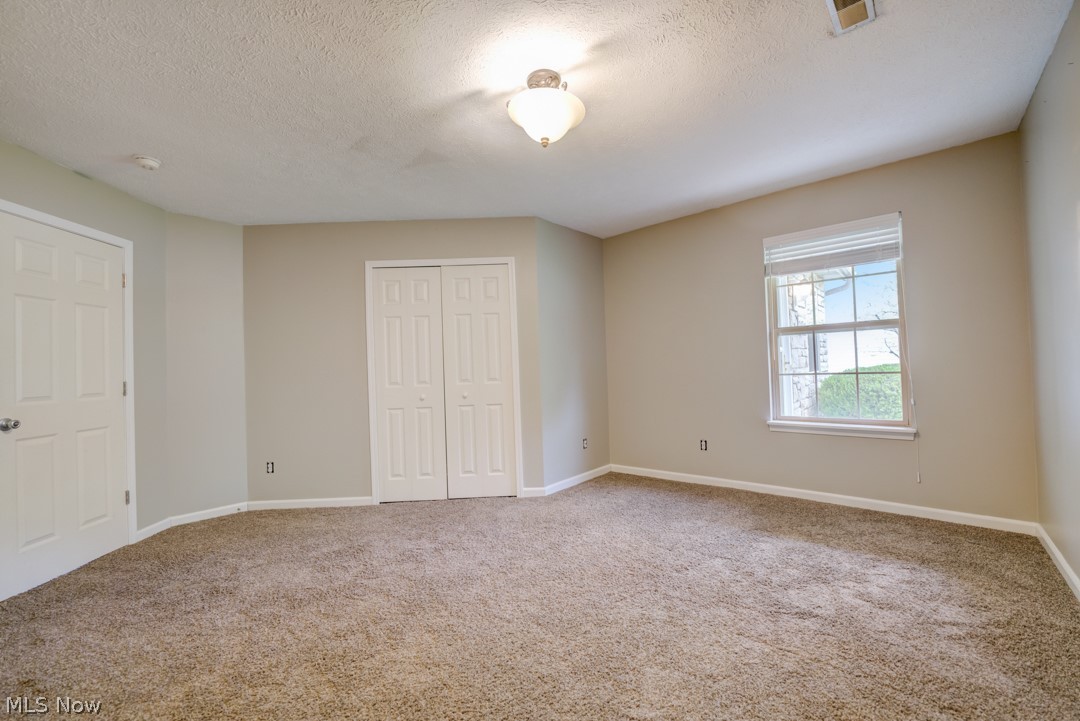 Falls River Xing Clstr Unit De - Residential