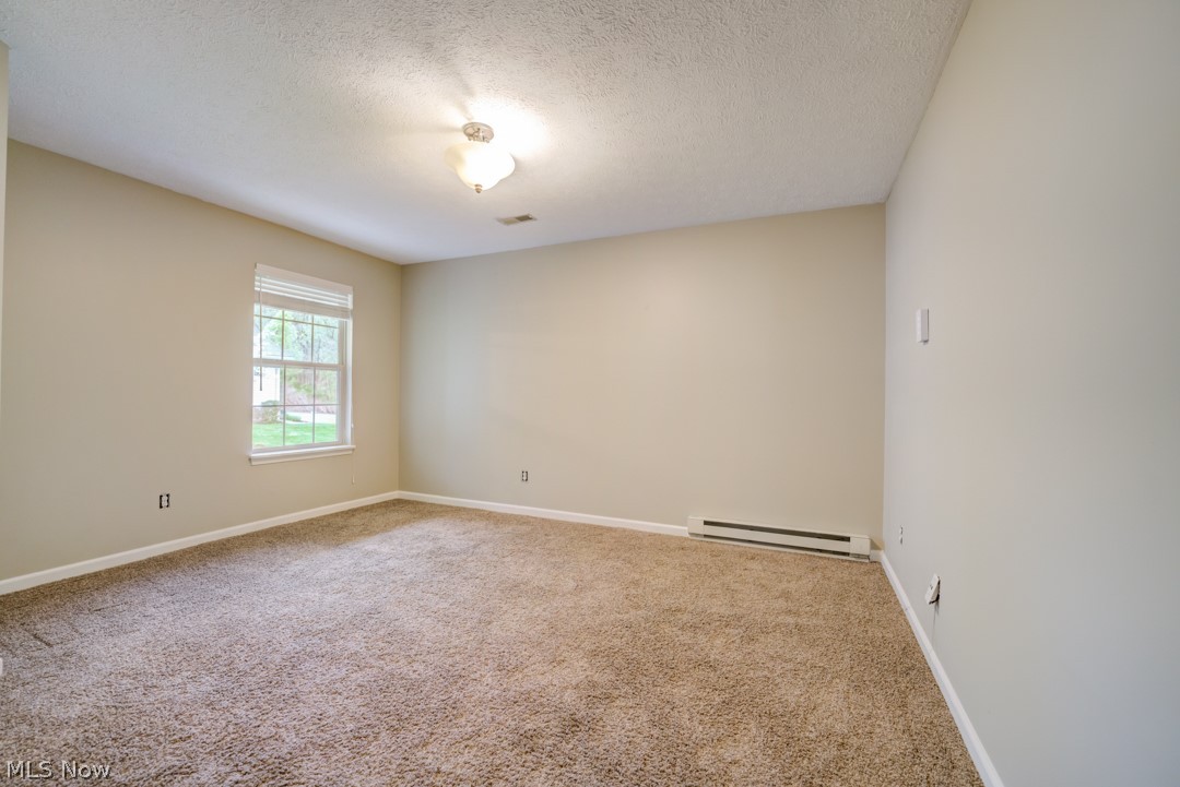 Falls River Xing Clstr Unit De - Residential