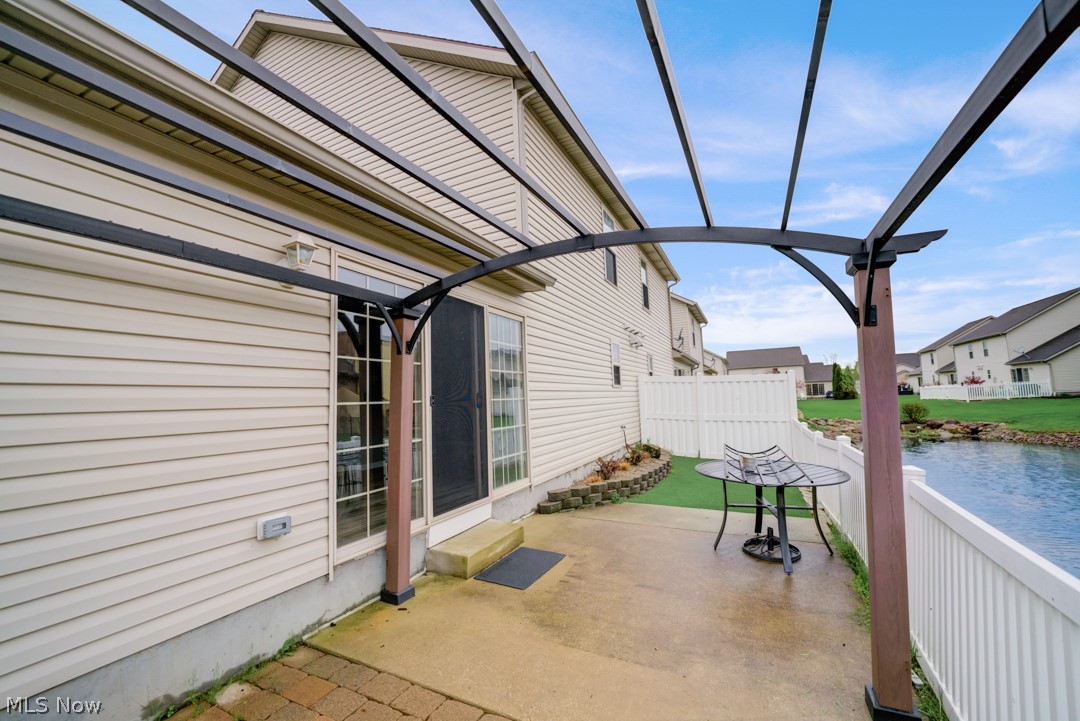 Falls River Xing Clstr Unit De - Residential