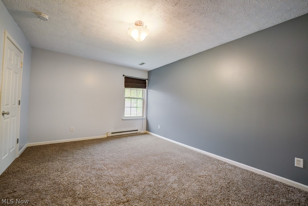 Falls River Xing Clstr Unit De - Residential