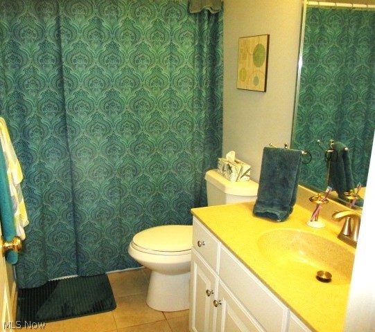 Woodfield Condo - Residential