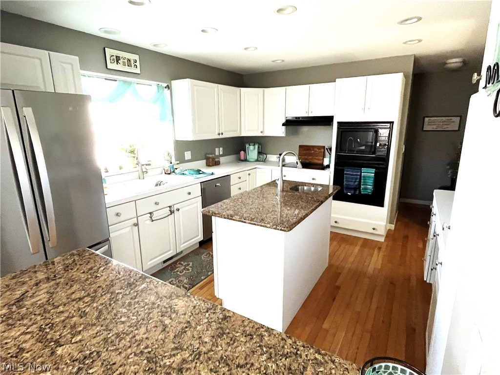 Woodfield Condo - Residential