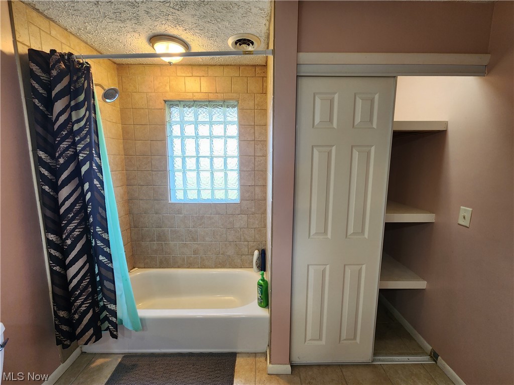 W W & B J Callahan 01 - Residential