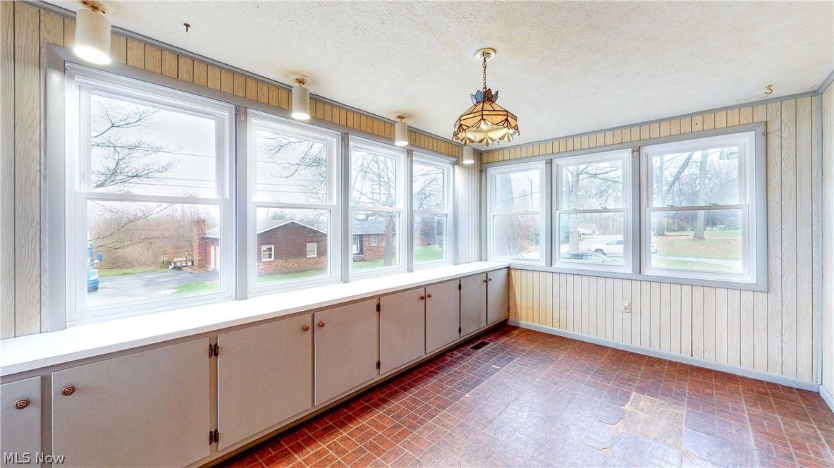 H S & D - Residential