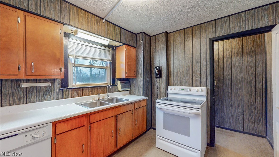 H S & D - Residential