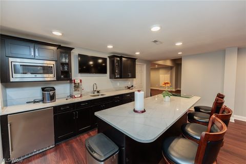 Tiny photo for 30 Cableknoll Lane, Moreland Hills, OH 44022 (MLS # 5209390)