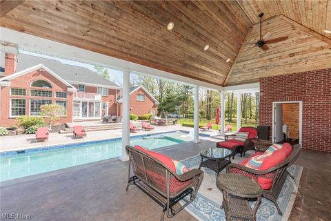 Tiny photo for 30 Cableknoll Lane, Moreland Hills, OH 44022 (MLS # 5209390)