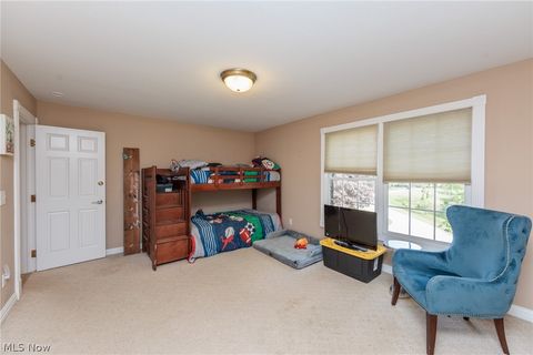 Tiny photo for 30 Cableknoll Lane, Moreland Hills, OH 44022 (MLS # 5209390)