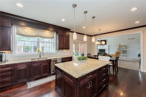 Tiny photo for 30 Cableknoll Lane, Moreland Hills, OH 44022 (MLS # 5209390)