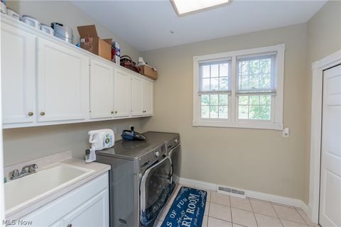 Tiny photo for 30 Cableknoll Lane, Moreland Hills, OH 44022 (MLS # 5209390)