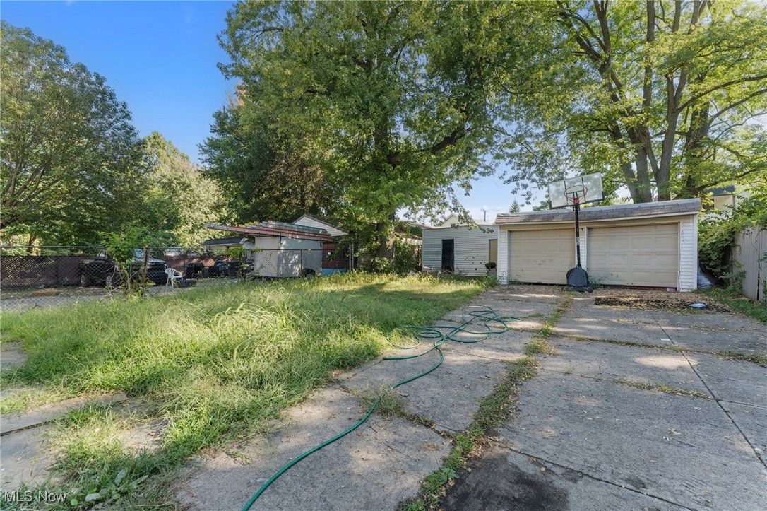4101 E 57th Street