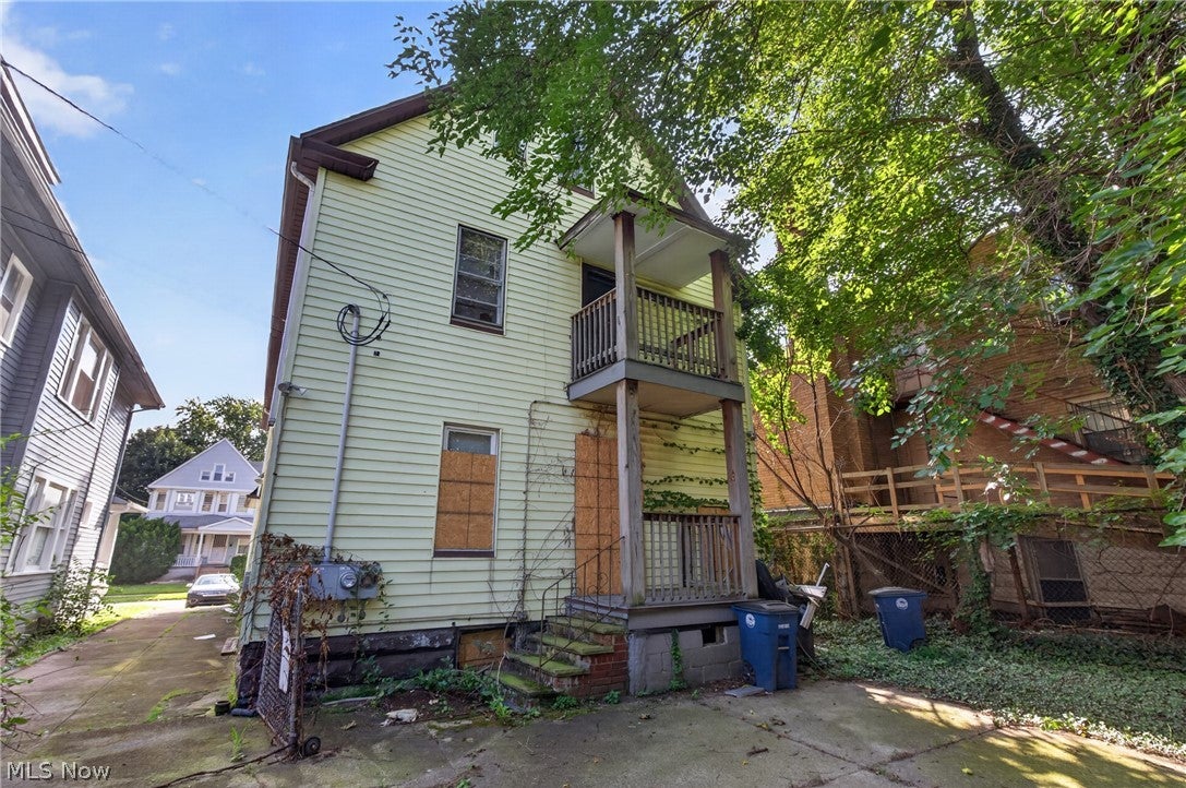 1416 E 110th Street