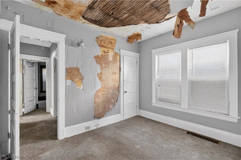Tiny photo for 1416 E 110th Street, Cleveland, OH 44106 (MLS # 5246071)