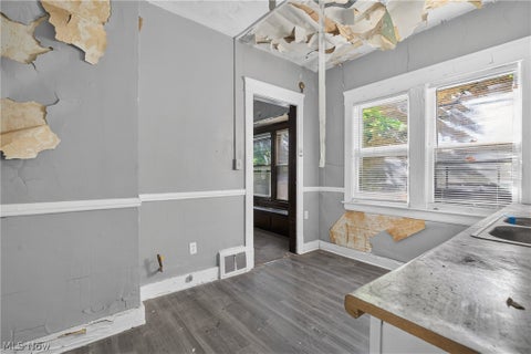 Tiny photo for 1416 E 110th Street, Cleveland, OH 44106 (MLS # 5246071)