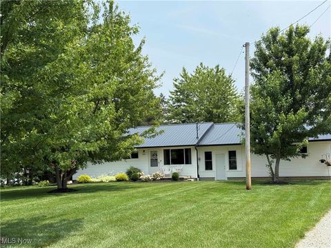 Homes For Sale - 13301 Indian Hollow Road<br/> Grafton, OH 44044