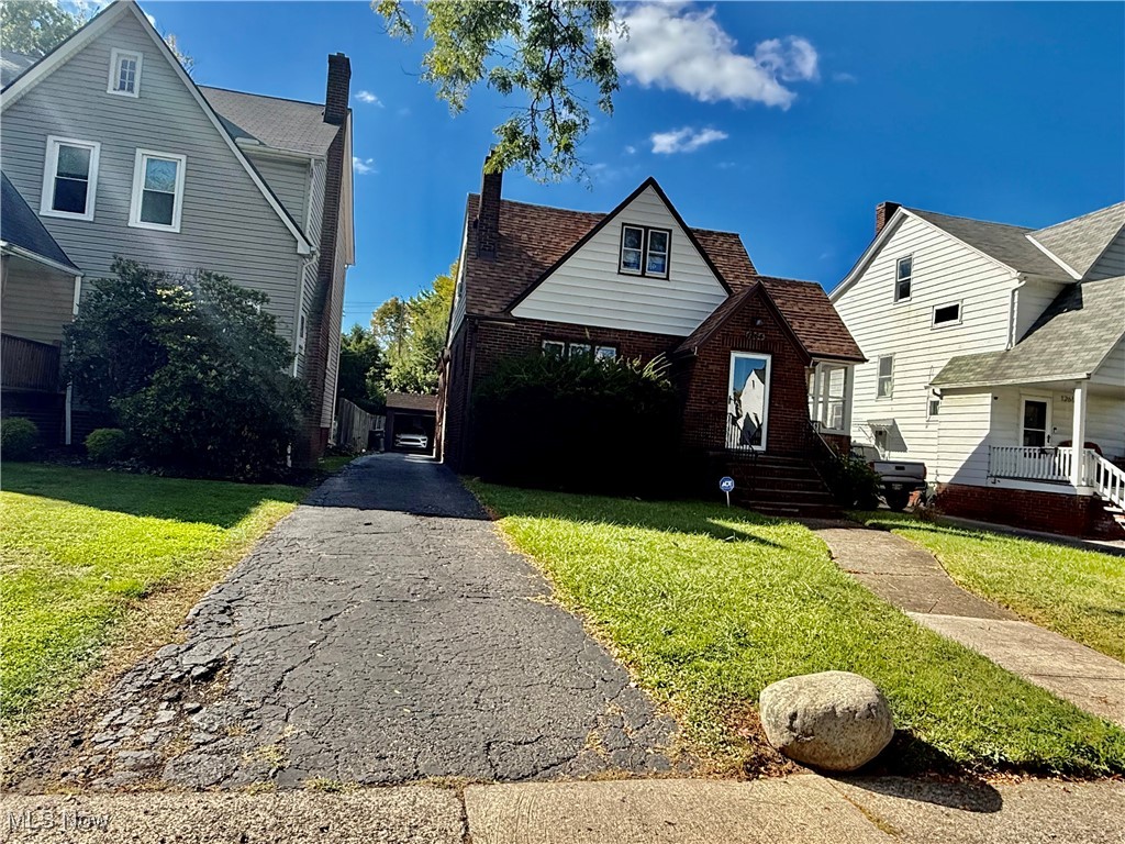 Belvoir Blvd - Residential