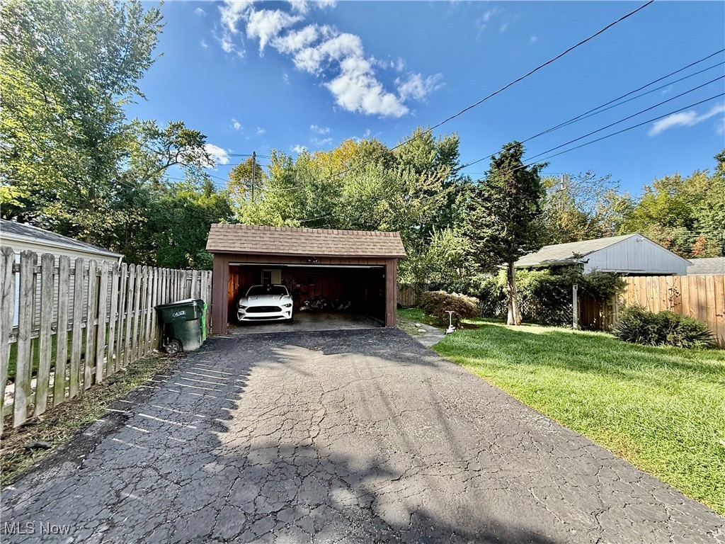 Belvoir Blvd - Residential