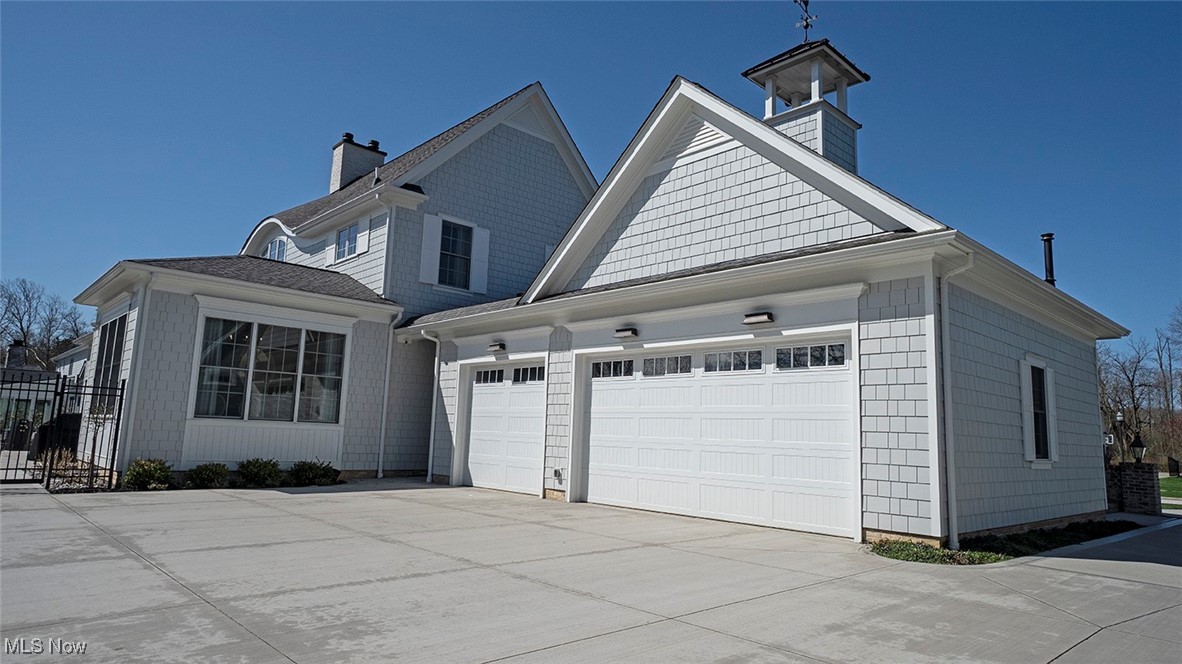 230 Bramley Court, Chagrin Falls, Ohio image 3