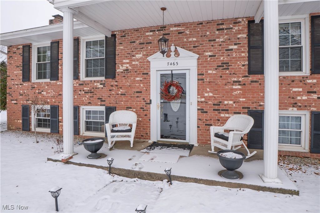 Photo of 7463 Bentler Avenue NE, Canton, OH 44721 (MLS # 5181271)