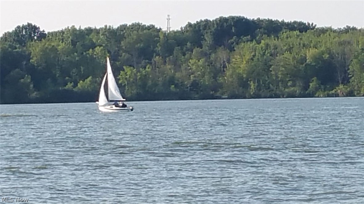 Aurora Shores Condo - Residential