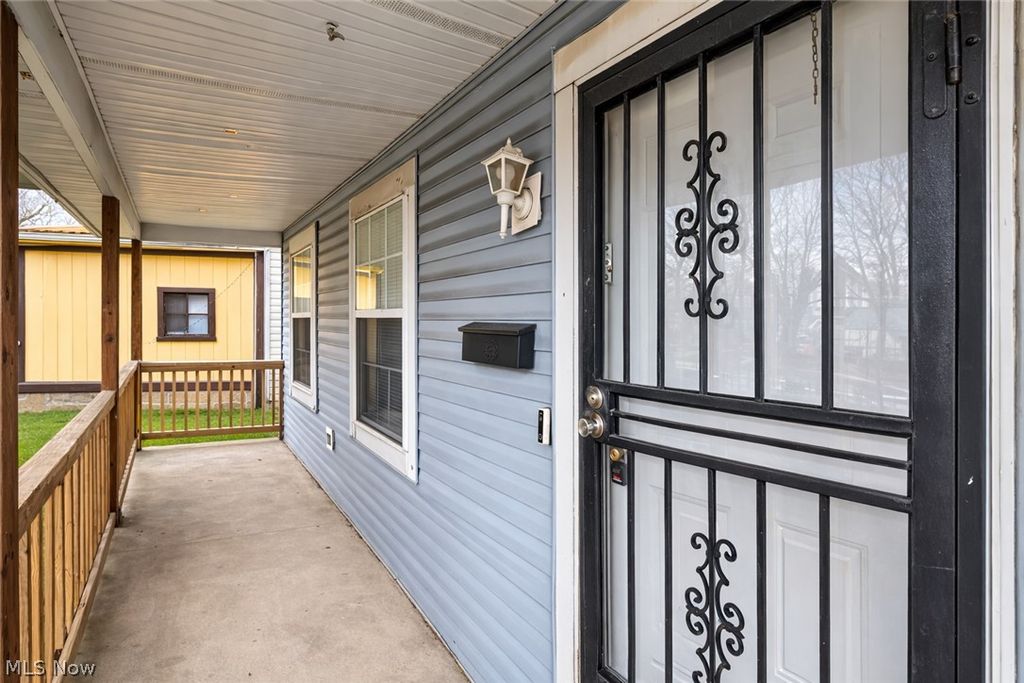 Photo of 10606 Reno Avenue, Cleveland, OH 44105 (MLS # 5191737)