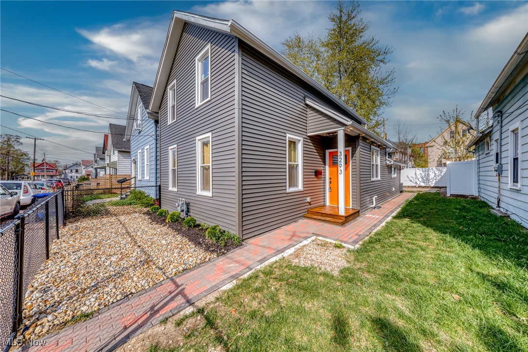3293 W 23rd Place, Cleveland, Ohio image 3
